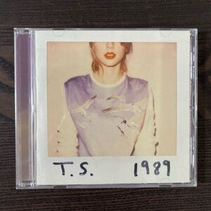Taylor Swift 1989 CD